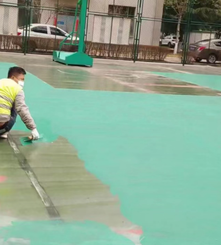 阿里球场地面翻新